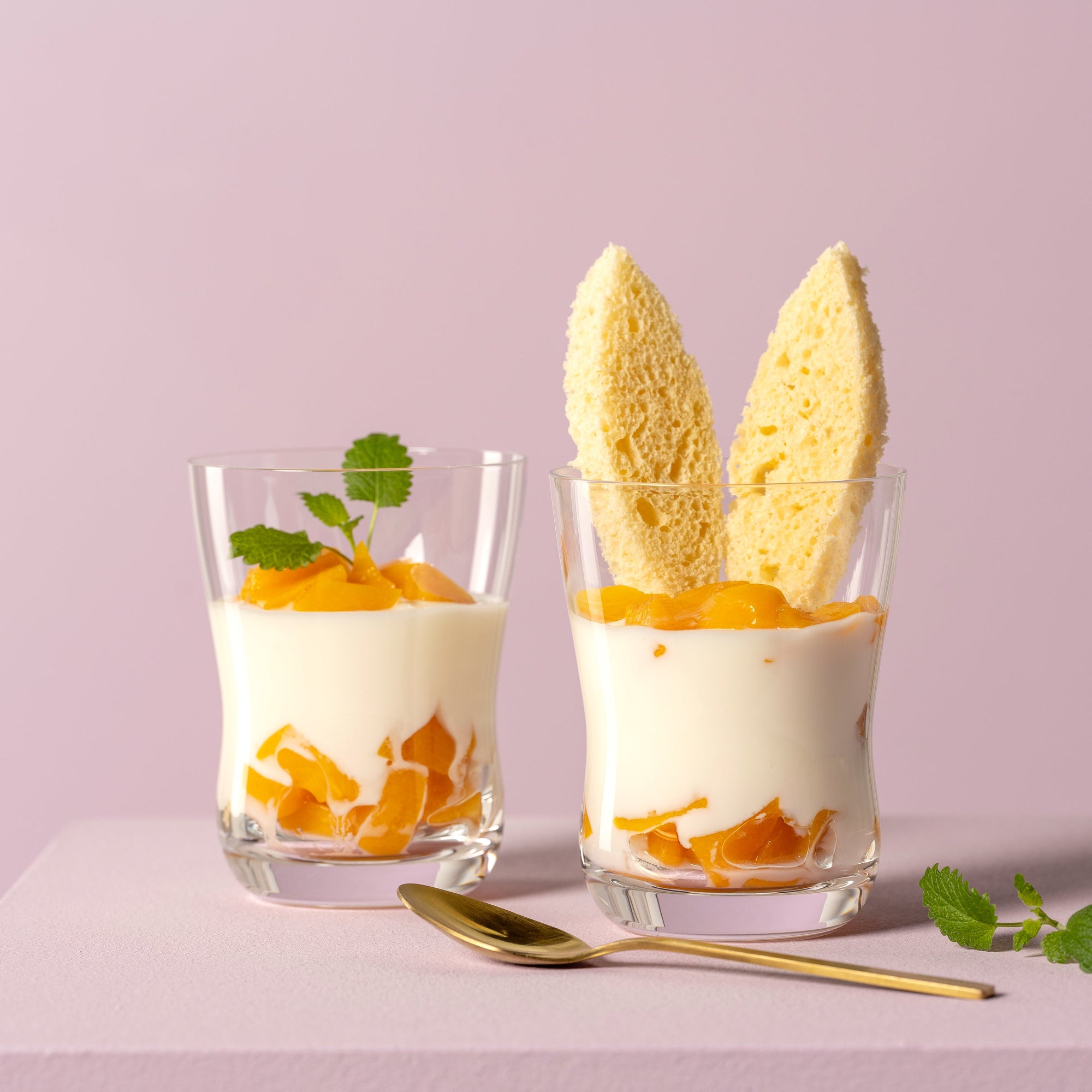 Süße Überraschung zu Ostern - Pfirsich-Dessert im Glas