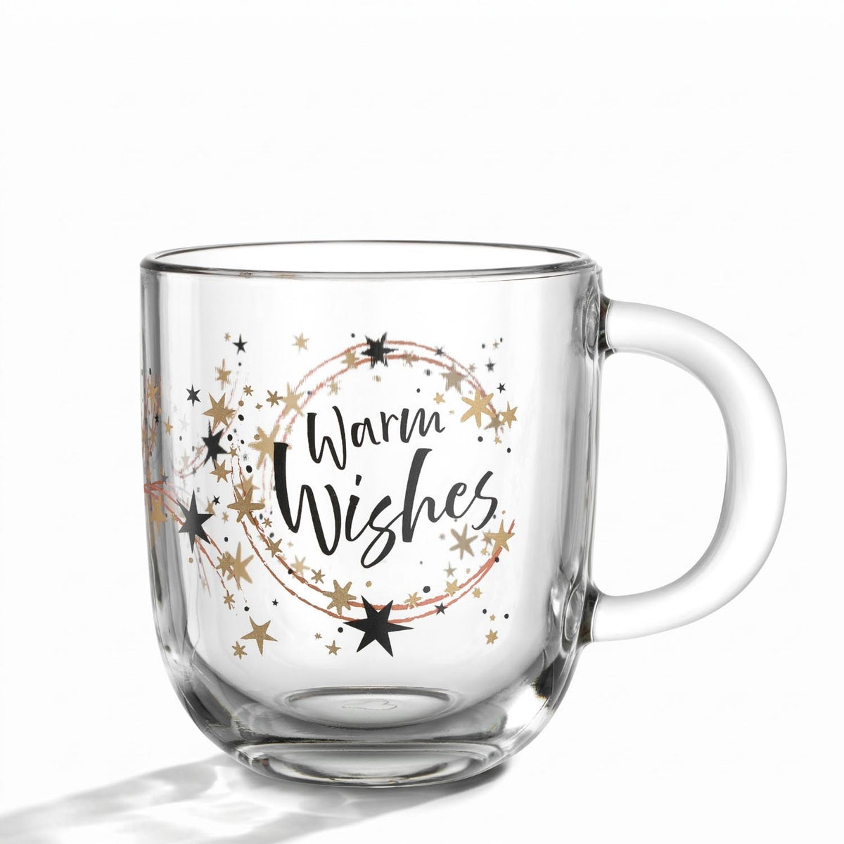 Tasse RIPOSO mit Sternen und Schriftzug "Warm Wishes" auf weißem Hintergrund