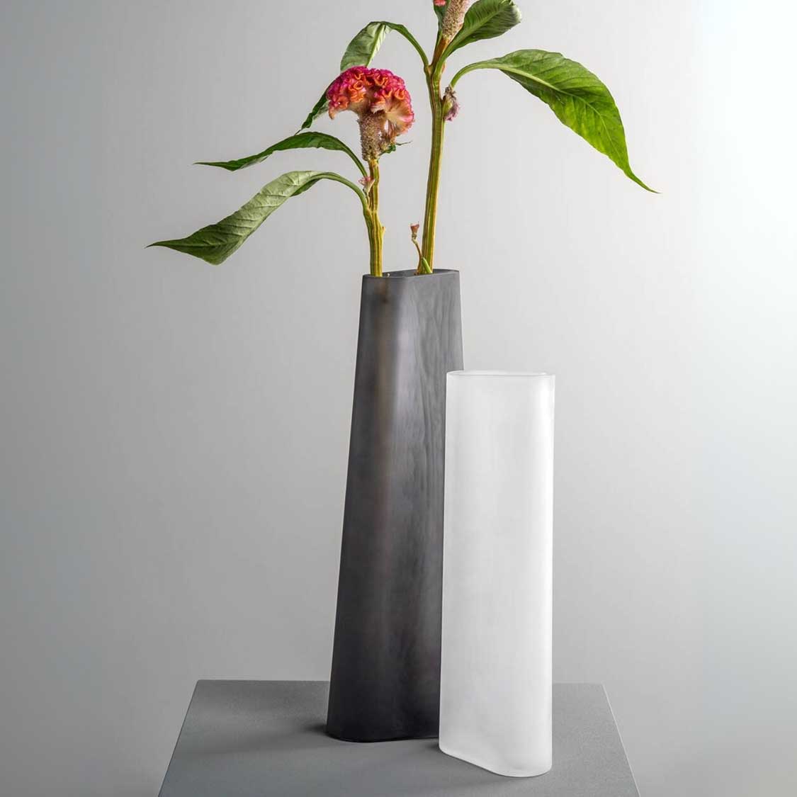 Vase TURNO 34 cm satiniert