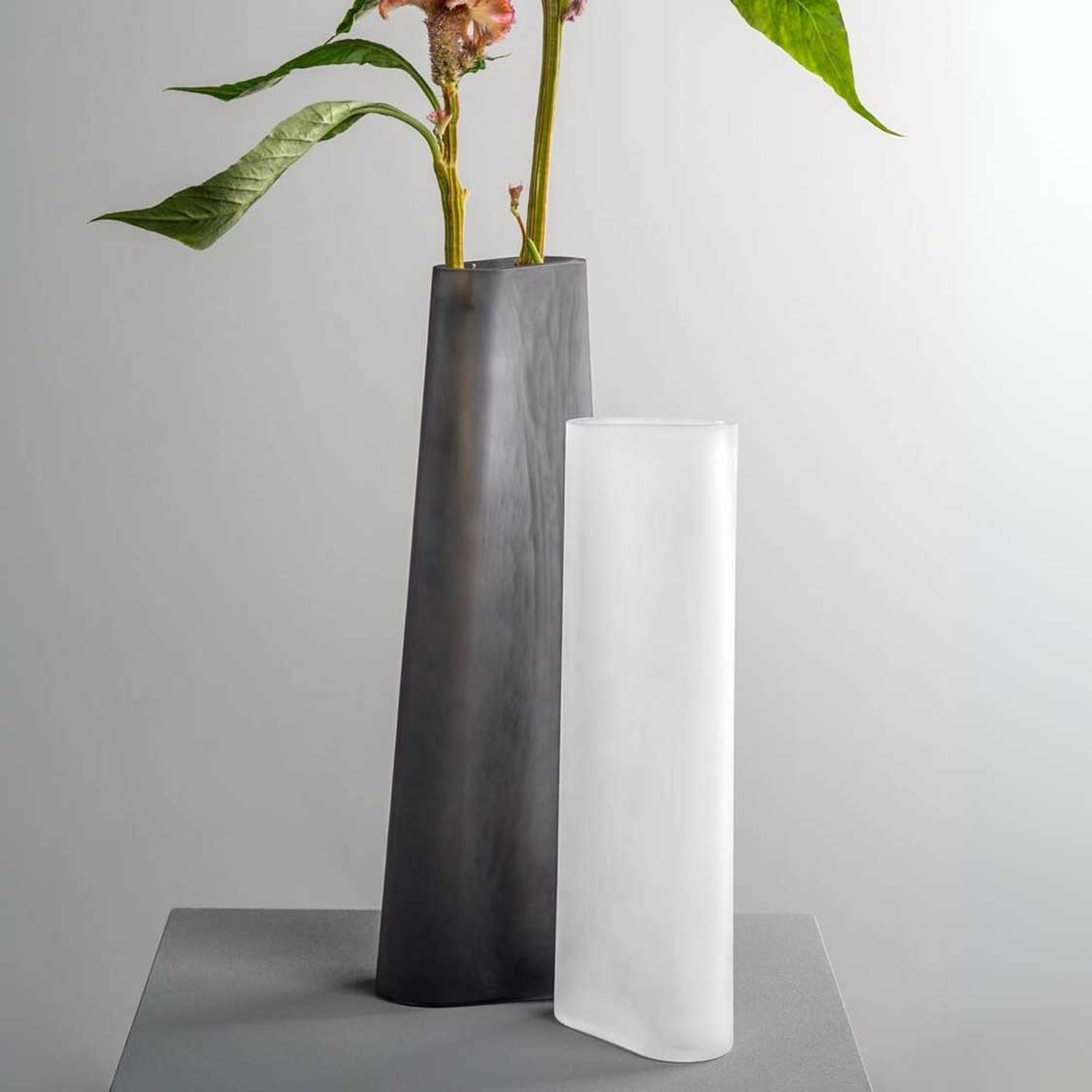 Vase TURNO 42 cm grau satiniert