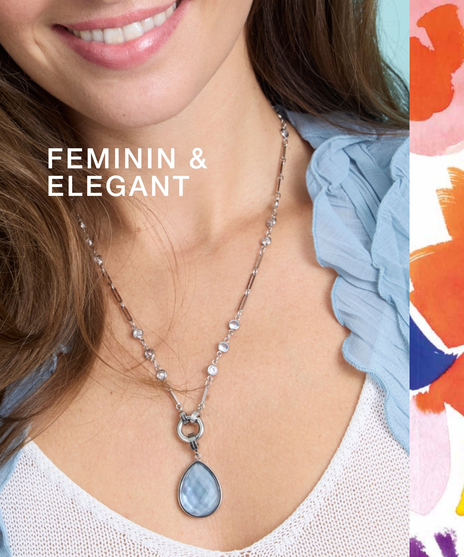 Detailaufnahme eines zarten LEONARDO-Halsbands mit Tropfenanhänger und kristallklaren Elementen mit dem text "Feminin & Elegant"