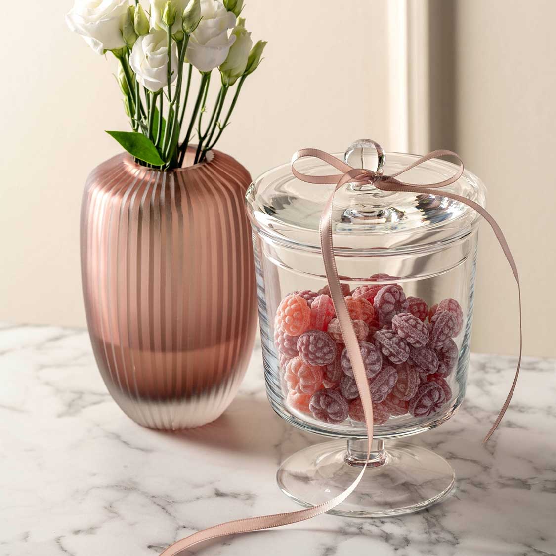 Dose auf Fuß POESIA 19 cm