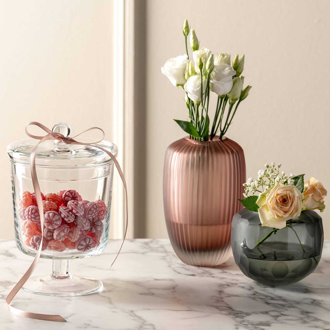 Dose auf Fuß POESIA 19 cm