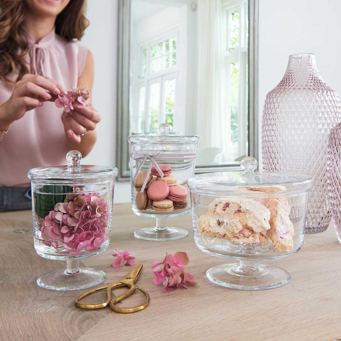 Dose auf Fuß POESIA 19 cm