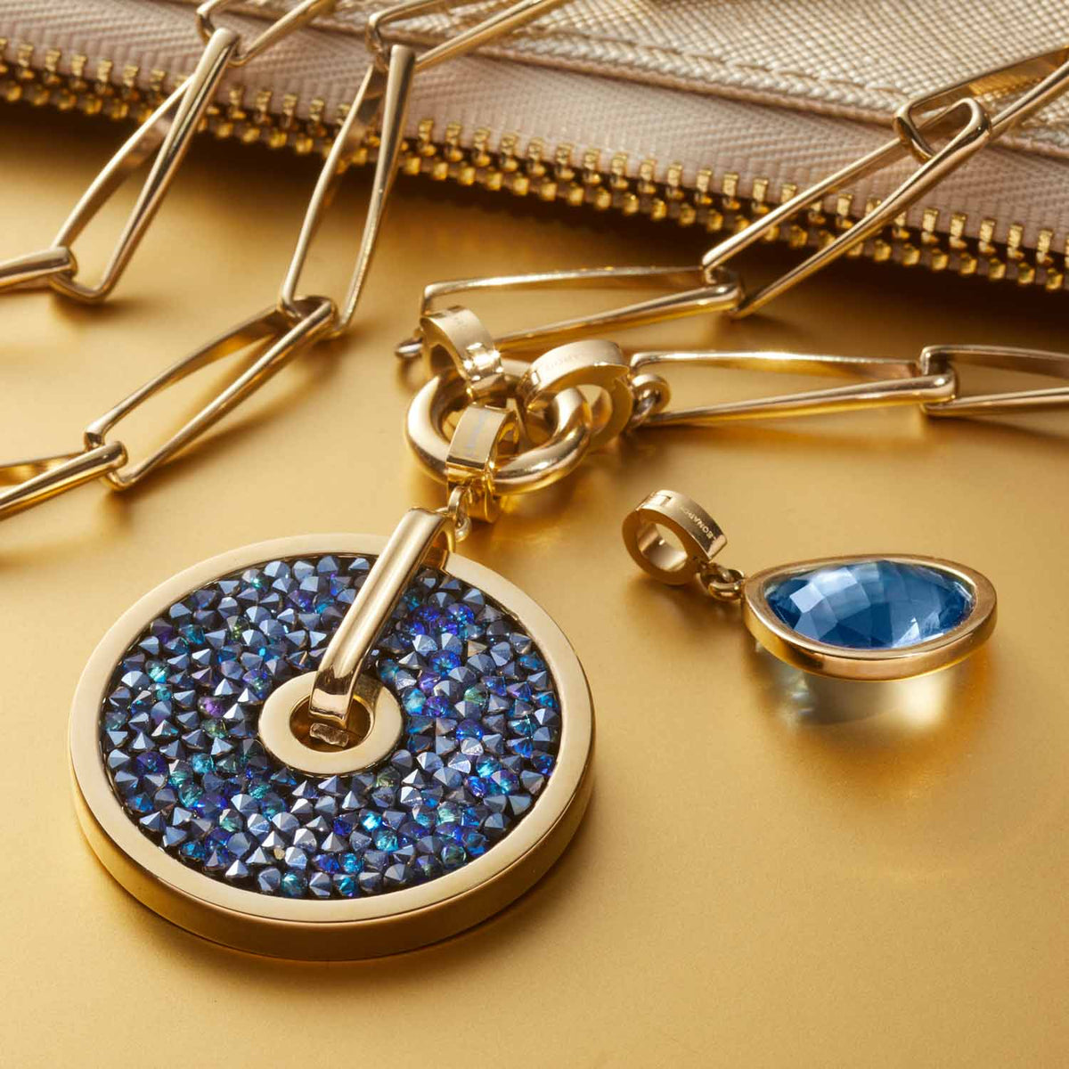 Anhänger JUVINGA gold Clip & Mix mit blauen Glasperlen und Kettengliedern