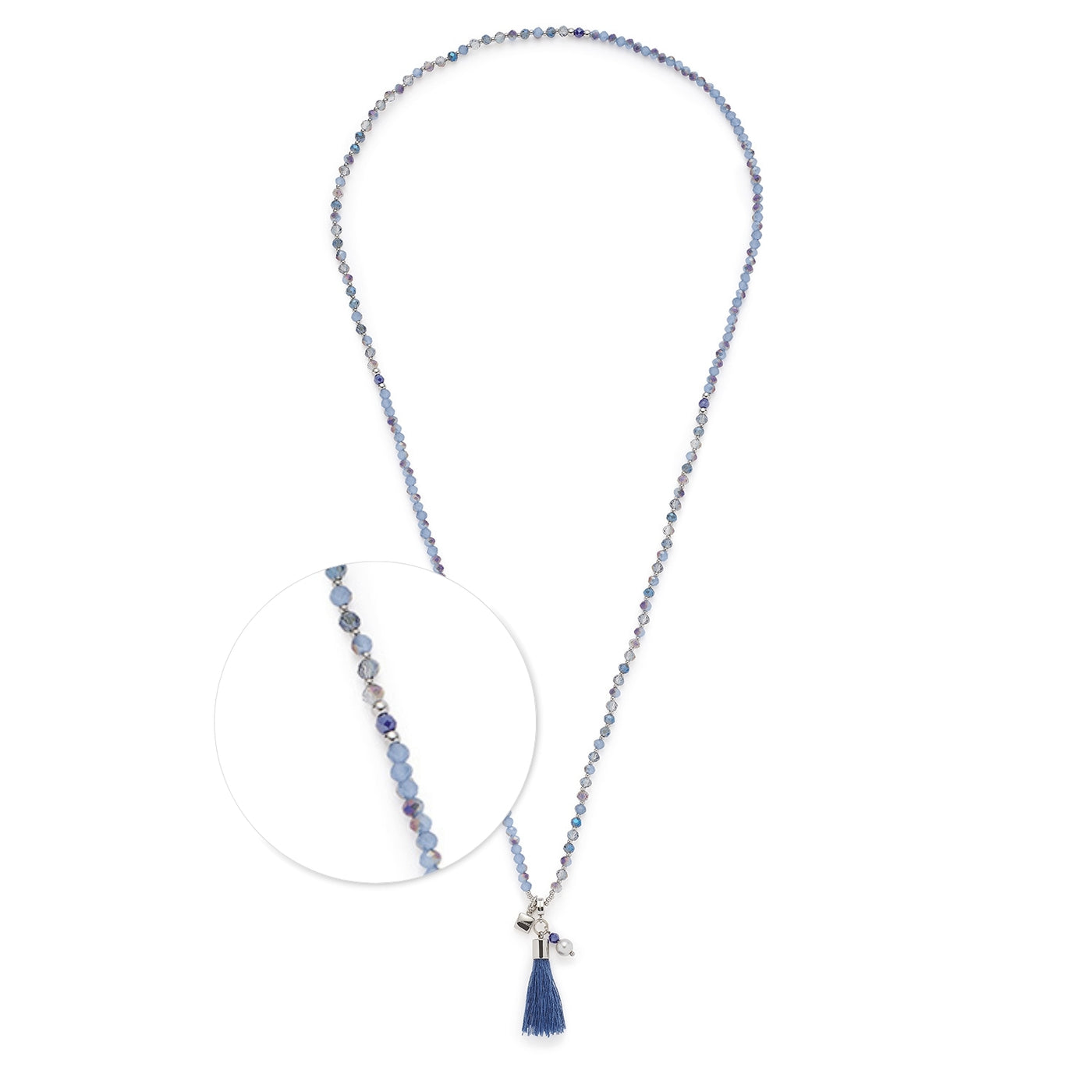 Halskette DONNA 80 cm blau mit Glasperlen und Quastenverzierung, Detailausschnitt der Perlenkette