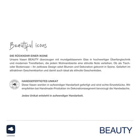 Weiße Vase BEAUTY mit Produktinformationen und Handarbeitssiegel
