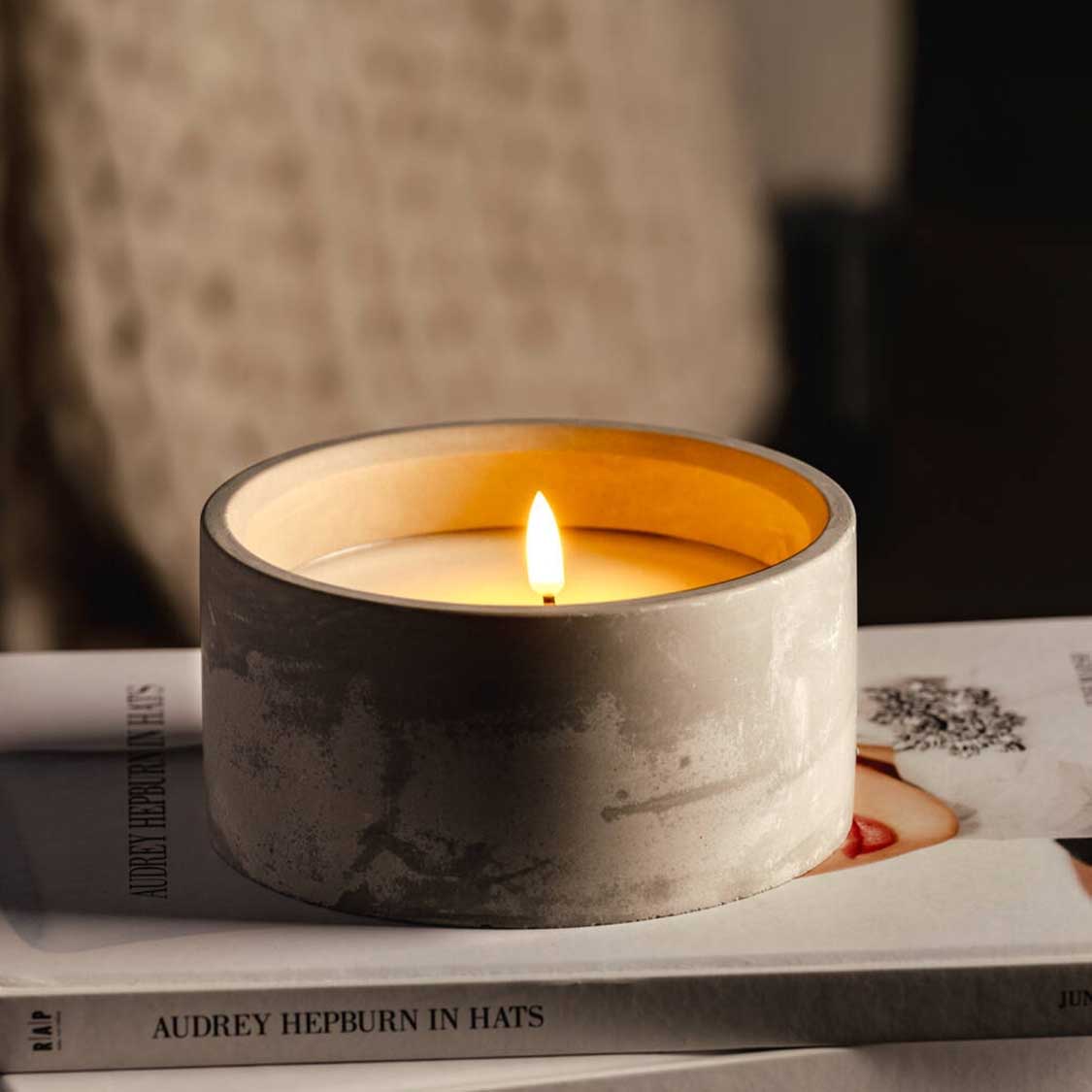 LED Licht SILENZIO Beton 8 cm breit