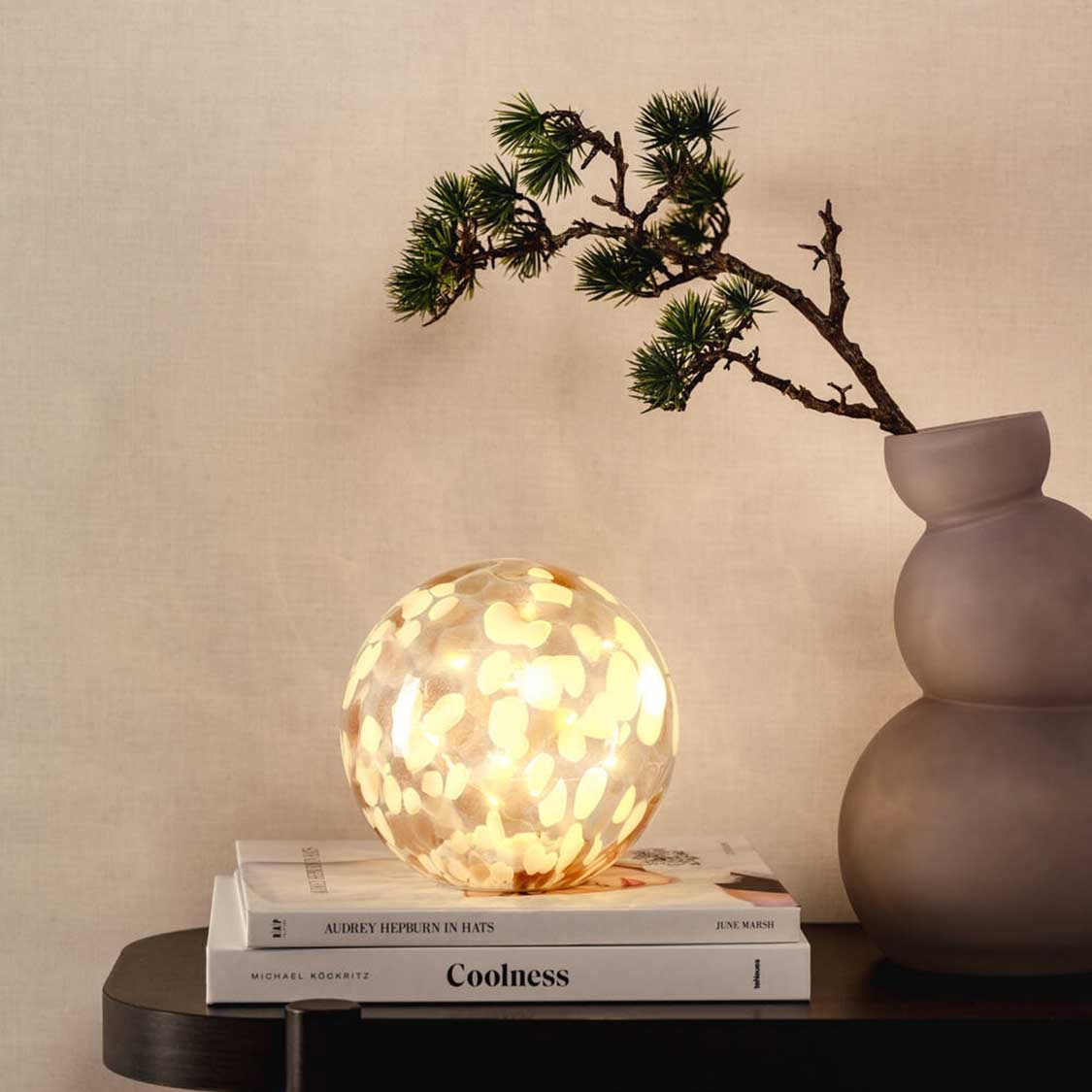 LED Kugel SILENZIO 17 cm weiß/gold