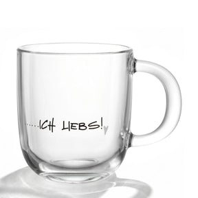 Glastasse EMOZIONE mit Henkel und Gravur „...ich liebs!" auf weißem Hintergrund