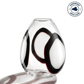 Vase OCCHI BIANCHI mit schwarzen ovalen Motiven, weißer Hintergrund