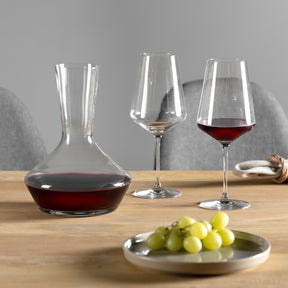 Weinset XL PUCCINI mit Dekanter, Weingläsern, Trauben und Holztisch
